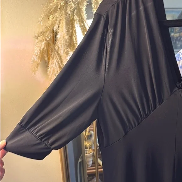 Glamour Black V-Neck Cocktail Dress - Picture 2 of 6